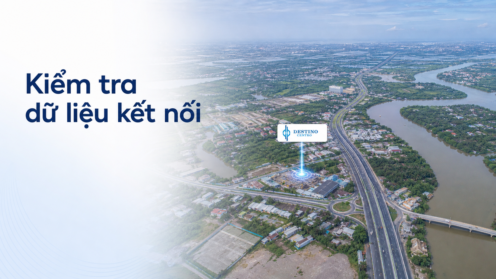 Gia đình trẻ tìm hiểu căn hộ Destino Centro
